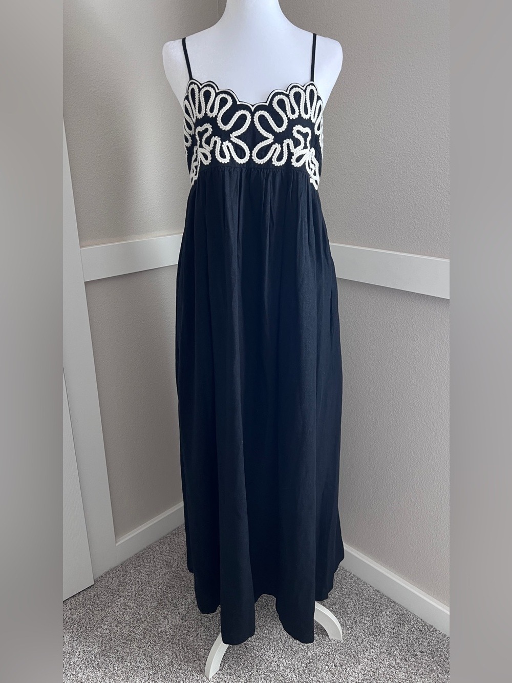 A New Day Black Crewel Embroidered Maxi Dress Linen Blend - Size Medium